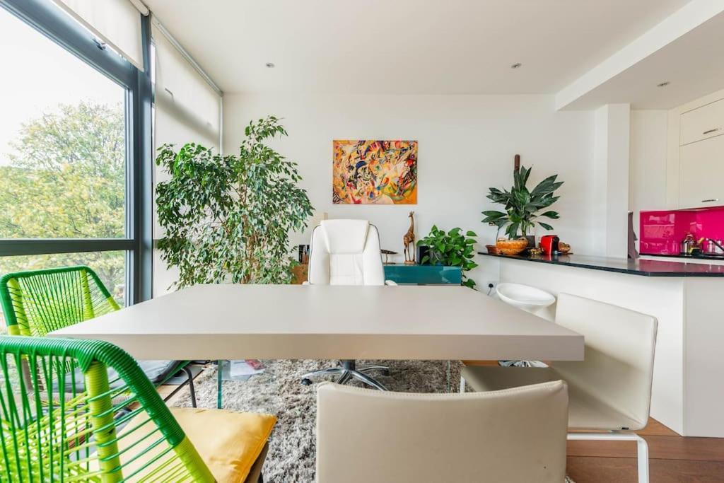 Luxurious Flat Sunny, Quiet, Design, Lift, Balcony Londres Exterior foto